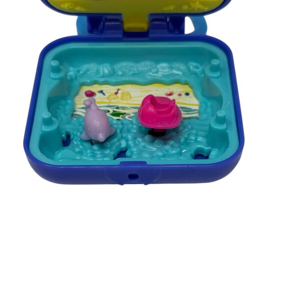Polly Pocket Shani Tropical Beach Compact With Mobile Ice Cream Cart NO DOLL - Picture 9 of 16